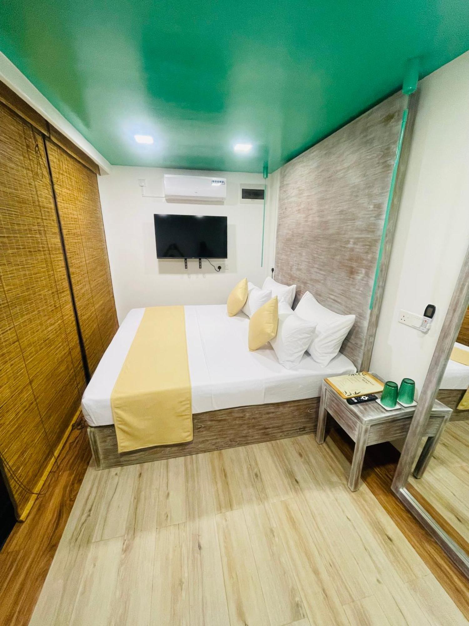 Container Villa Luxury Collection Weliweriya Екстериор снимка