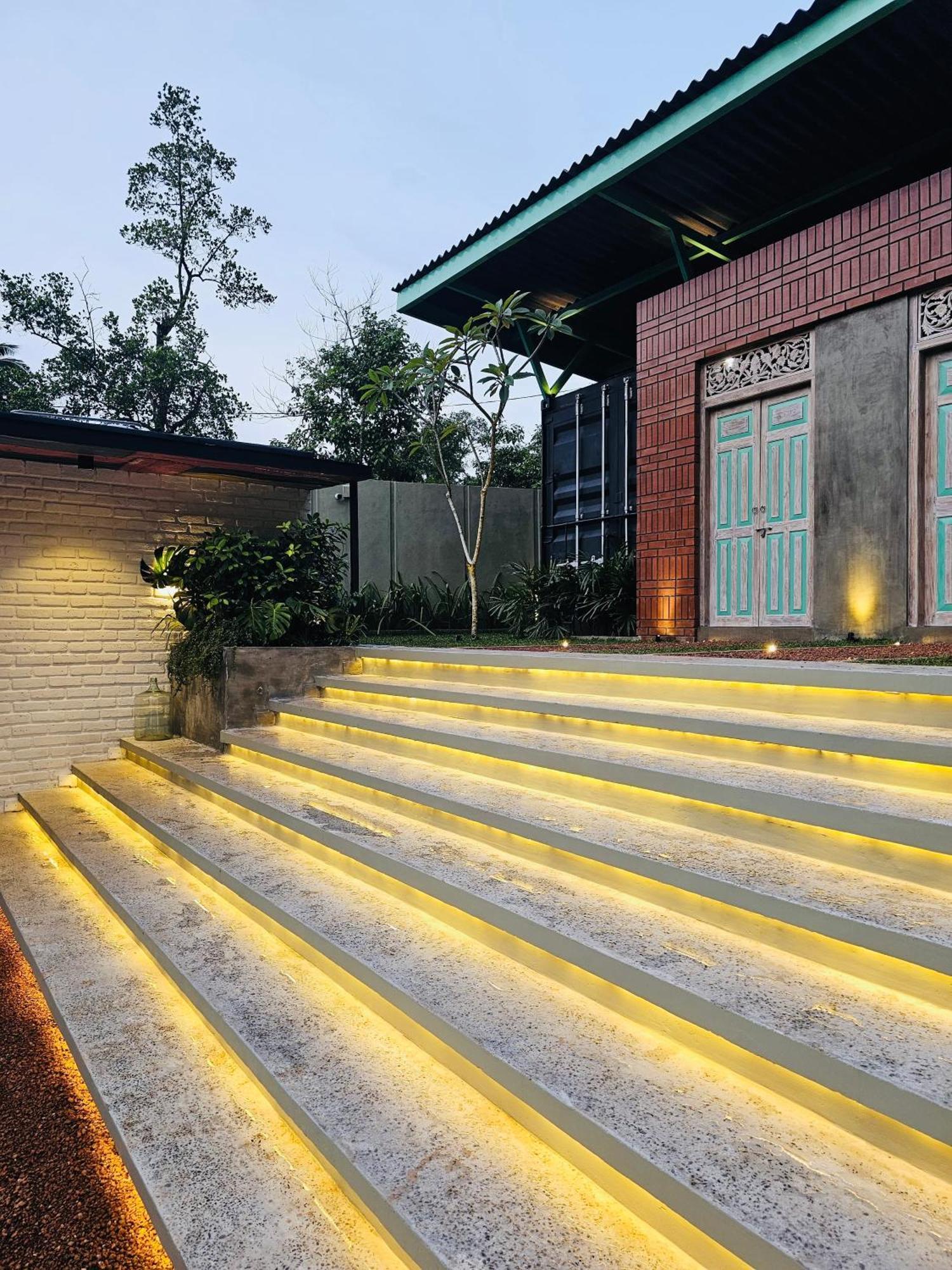 Container Villa Luxury Collection Weliweriya Екстериор снимка